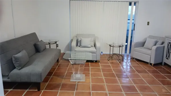 $1,700 | 2769 South Oakland Forest Drive, Unit 103, Oakland Park, FL 33309