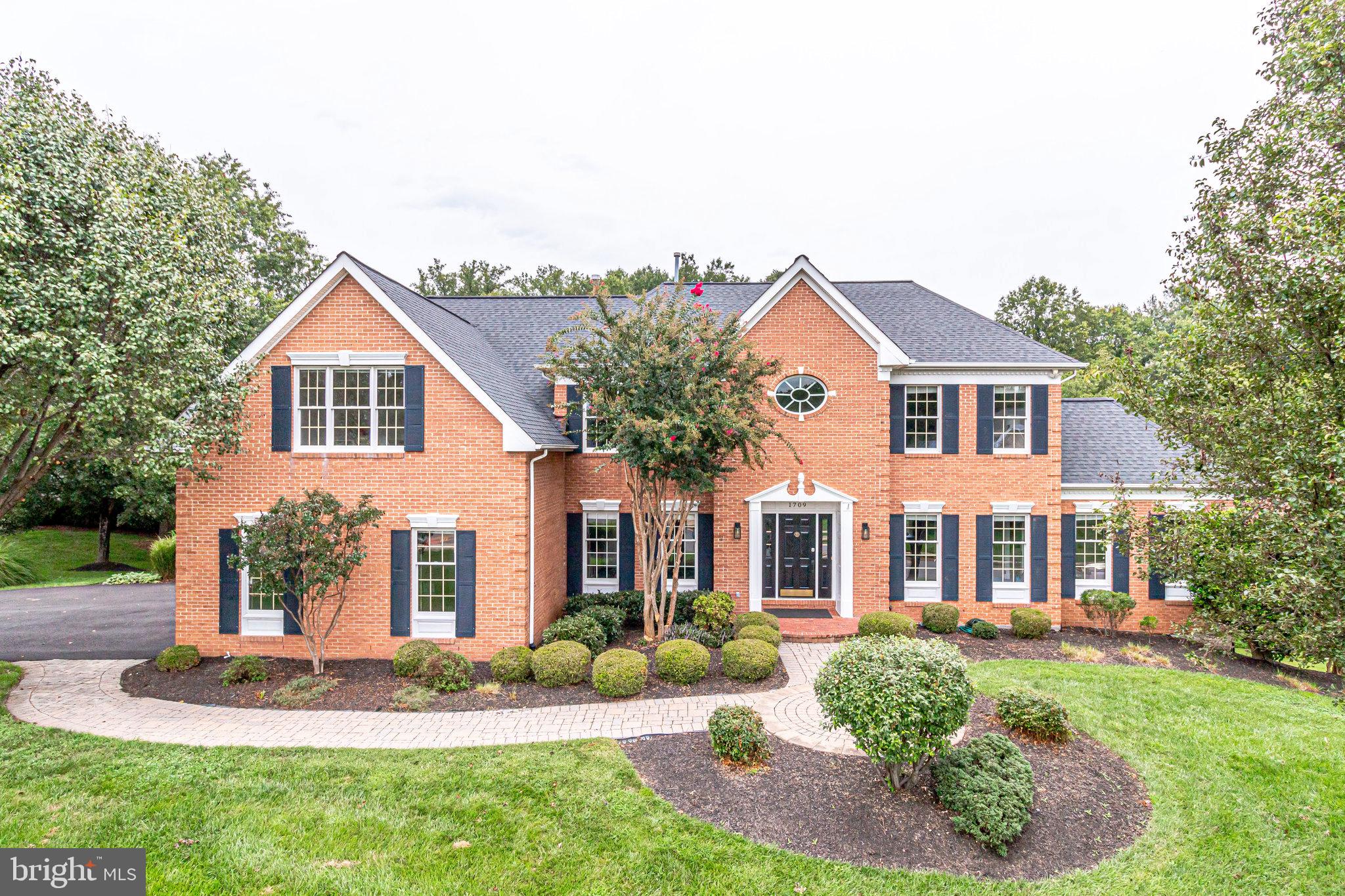 1709 Raleigh Hill Road Vienna, VA 22182 - Photo 1 of 83 Gallery Image 1