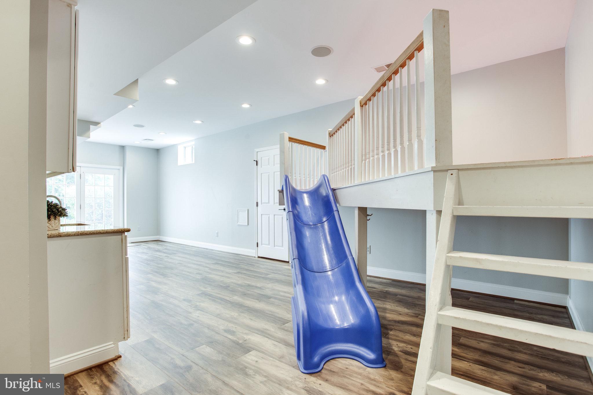1709 Raleigh Hill Road Vienna, VA 22182 - Photo 56 of 83 Gallery Image 56