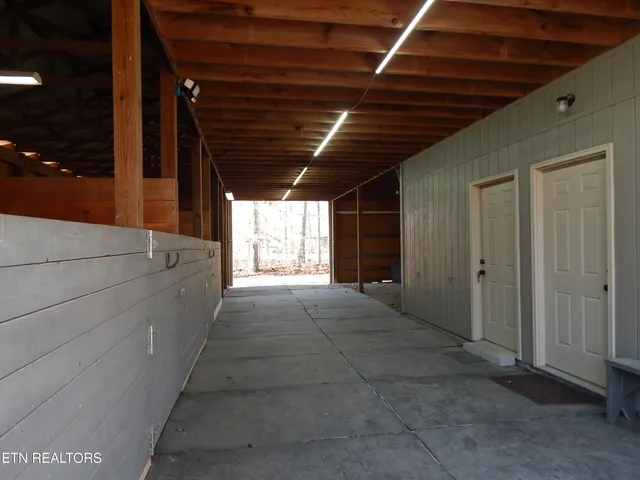 $359,900 | 619 Ridge Top Drive, Jamestown, TN 38556