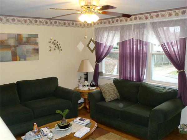 37 Kosta Street Worcester, MA 01607 - Photo 2 of 13 Gallery Image 2