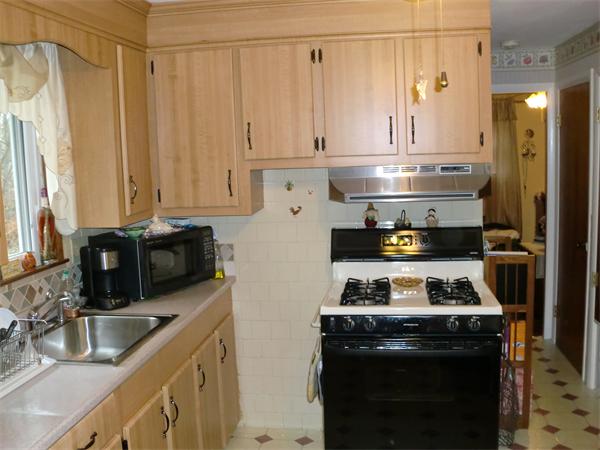 37 Kosta Street Worcester, MA 01607 - Photo 3 of 13 Gallery Image 3