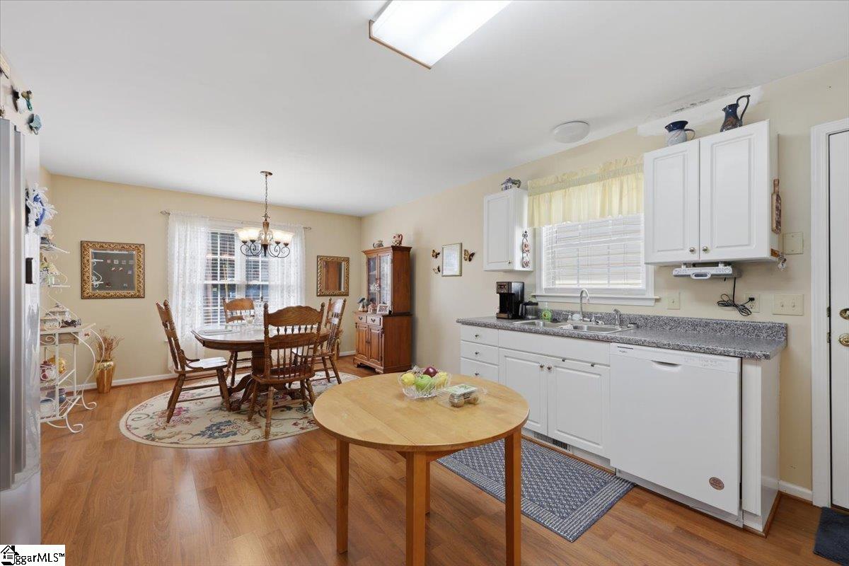 305 Grant Street Easley, SC 29640 - Photo 13 of 29