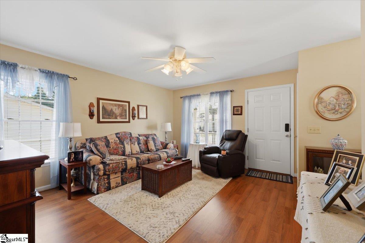 305 Grant Street Easley, SC 29640 - Photo 8 of 29