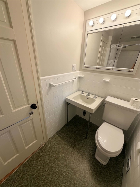 41 Locust Avenue Lexington, MA 02421 - Photo 32 of 34 Gallery Image 32