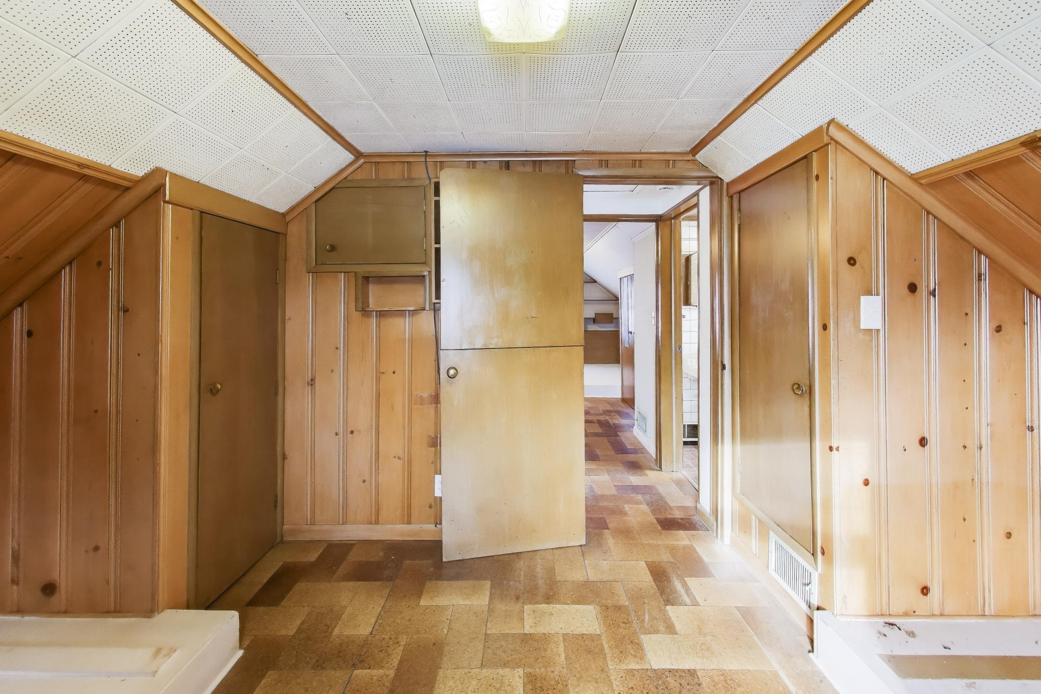 6104 Water Street Lyons, WI 53105 - Photo 23 of 39 2nd Floor bedroom 4