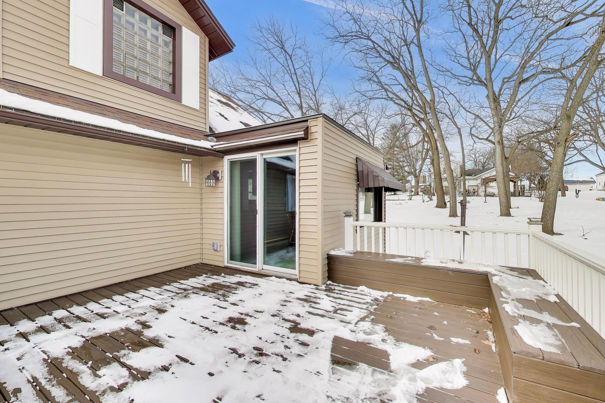 6104 Water Street Lyons, WI 53105 - Photo 30 of 39 Deck