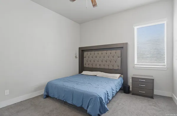 $2,590 | 164 Ave Ventana, San Antonio, TX 78256