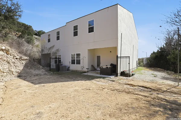 $2,590 | 164 Ave Ventana, San Antonio, TX 78256