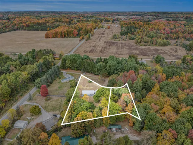 $329,900 | 2480 South 148th Avenue, Hesperia, MI 49421