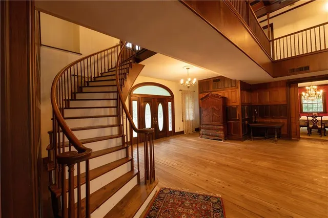 $925,000 | 10001 Patterson Road, New Orleans, LA 70131