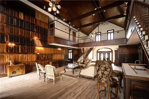 $885,000 | 10001 Patterson Road, New Orleans, LA 70131