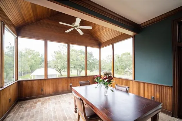 $885,000 | 10001 Patterson Road, New Orleans, LA 70131