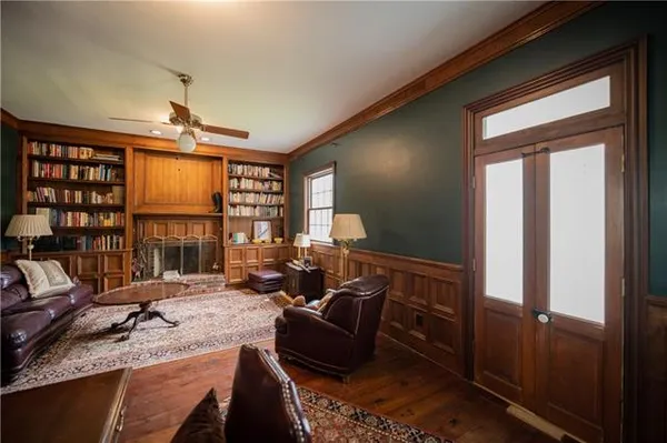 $885,000 | 10001 Patterson Road, New Orleans, LA 70131