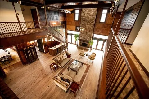 $885,000 | 10001 Patterson Road, New Orleans, LA 70131