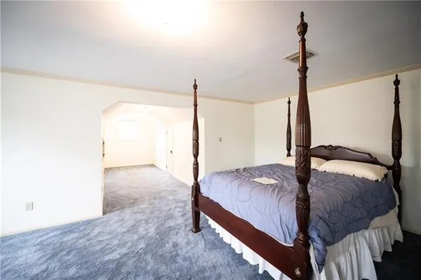 $885,000 | 10001 Patterson Road, New Orleans, LA 70131