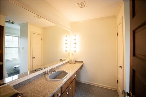 $925,000 | 10001 Patterson Road, New Orleans, LA 70131