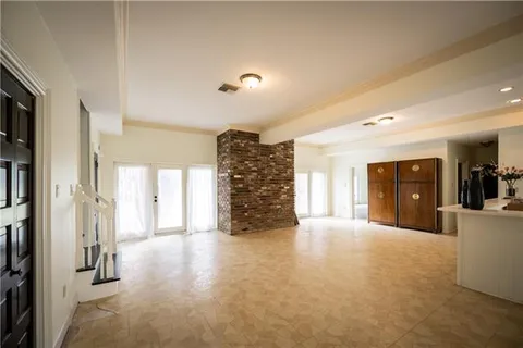 $885,000 | 10001 Patterson Road, New Orleans, LA 70131