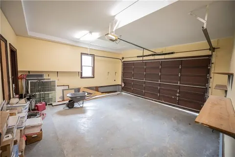 $885,000 | 10001 Patterson Road, New Orleans, LA 70131