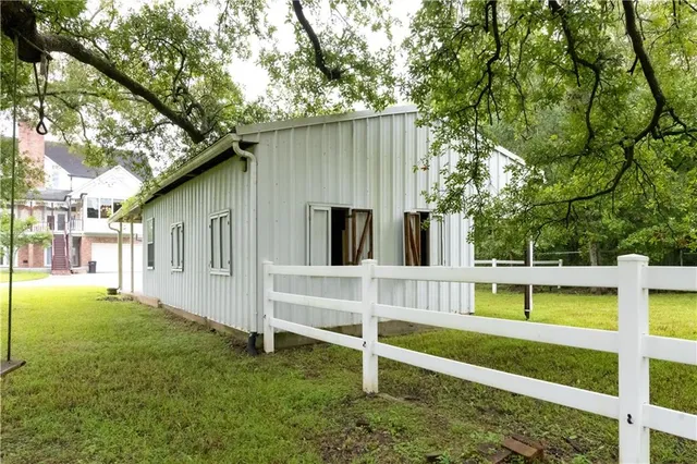 $925,000 | 10001 Patterson Road, New Orleans, LA 70131