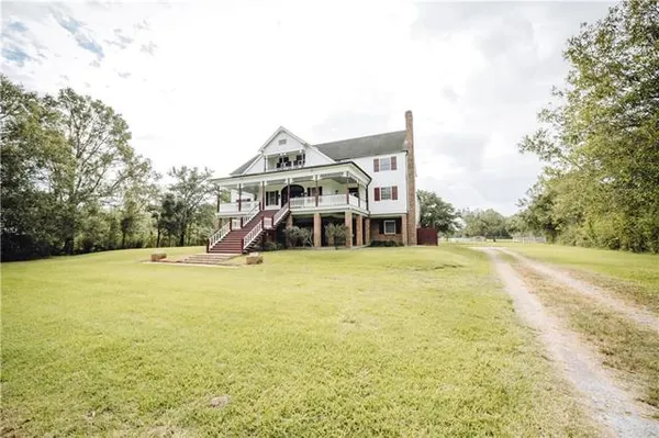 $885,000 | 10001 Patterson Road, New Orleans, LA 70131