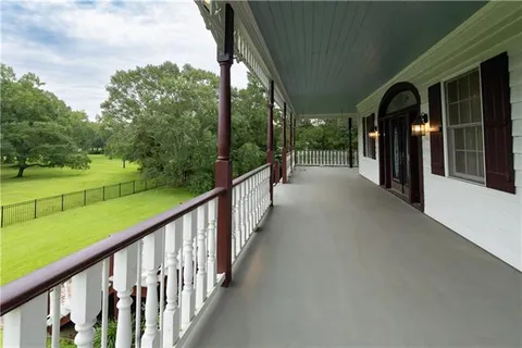 $885,000 | 10001 Patterson Road, New Orleans, LA 70131