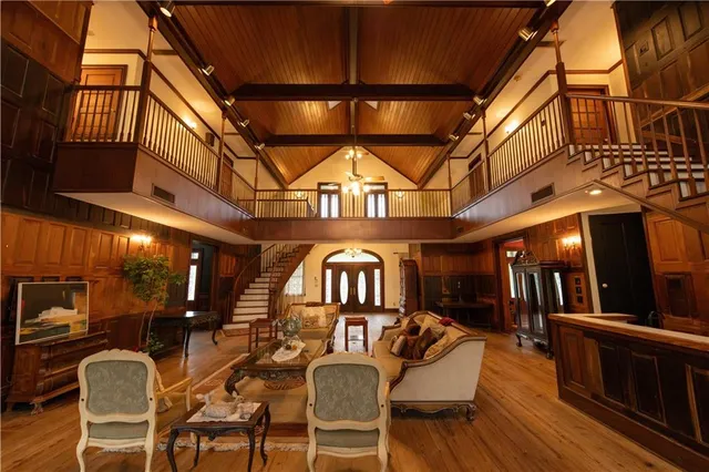 $925,000 | 10001 Patterson Road, New Orleans, LA 70131