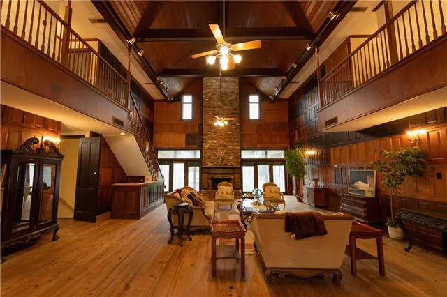 $925,000 | 10001 Patterson Road, New Orleans, LA 70131