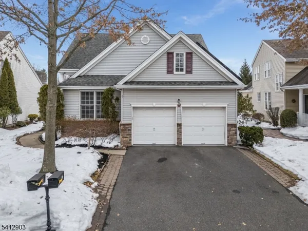 $743,000 | 12 Republic Row, Somerset, NJ 08873