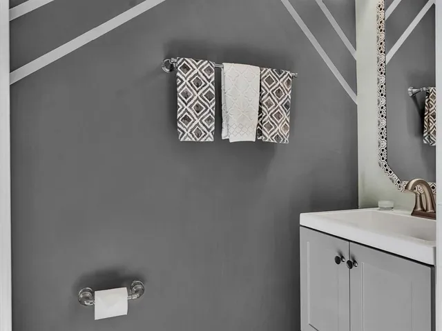 $585,000 | 1839 North Dixie Highway, Unit 1839, Fort Lauderdale, FL 33305