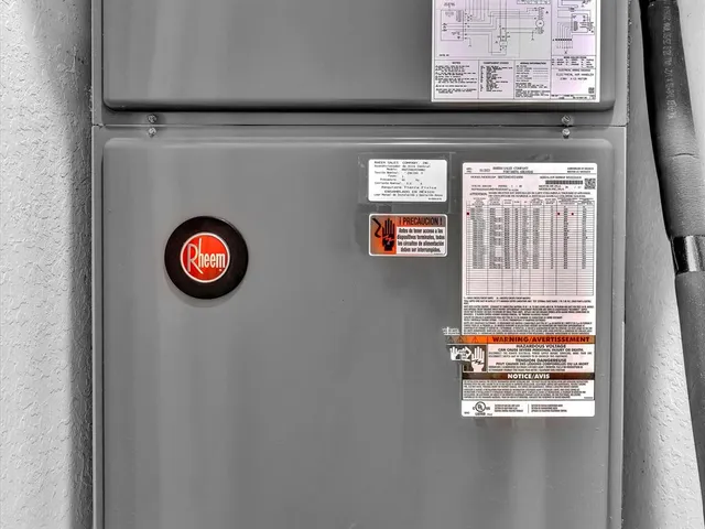 $585,000 | 1839 North Dixie Highway, Unit 1839, Fort Lauderdale, FL 33305