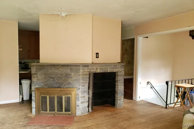 $199,900 | 24 Loomis Terrace, Schroeppel, NY 13135