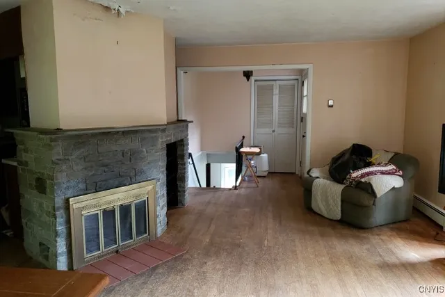 $199,900 | 24 Loomis Terrace, Schroeppel, NY 13135