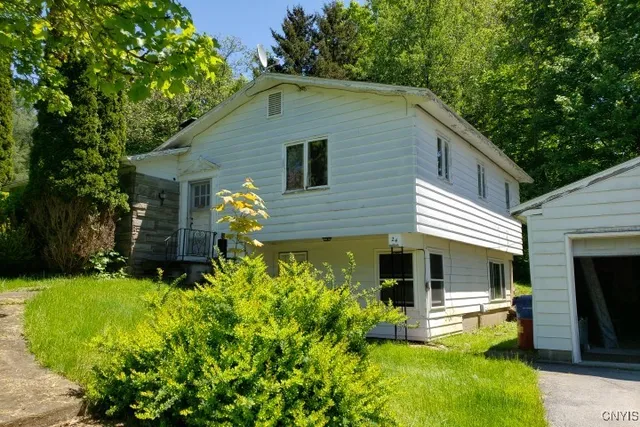 $199,900 | 24 Loomis Terrace, Schroeppel, NY 13135