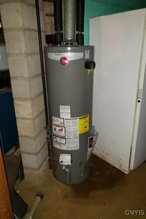 $199,900 | 24 Loomis Terrace, Schroeppel, NY 13135