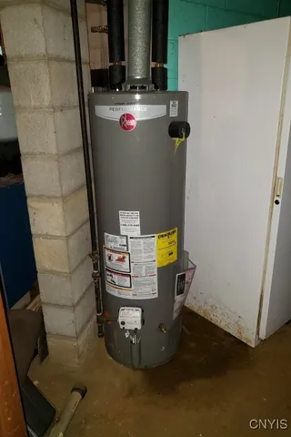 $199,900 | 24 Loomis Terrace, Schroeppel, NY 13135