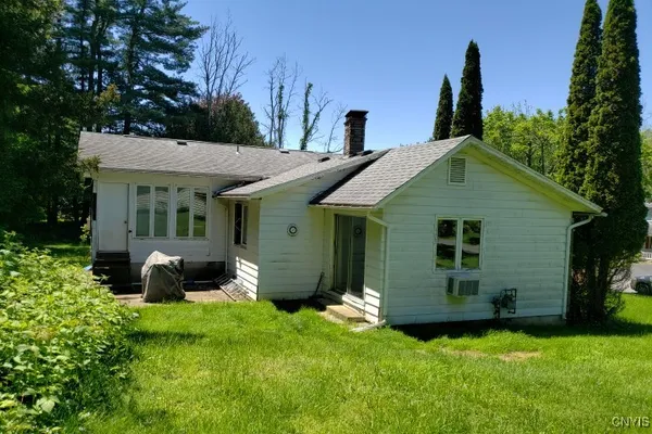 $199,900 | 24 Loomis Terrace, Schroeppel, NY 13135