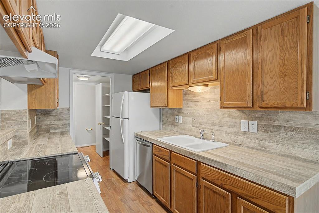 81 Crystal Park Road, Unit D Manitou Springs, CO 80829 - Photo 14 of 30