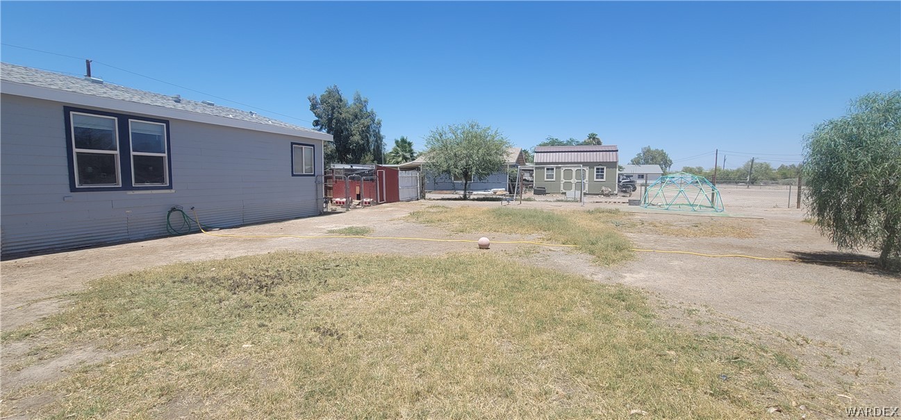 7100 Mountain View Road Mohave Valley, AZ 86440 - Photo 30 of 35