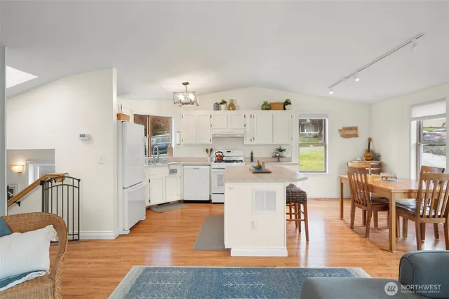 $650,000 | 650 Northeast Otis Street, Coupeville, WA 98239