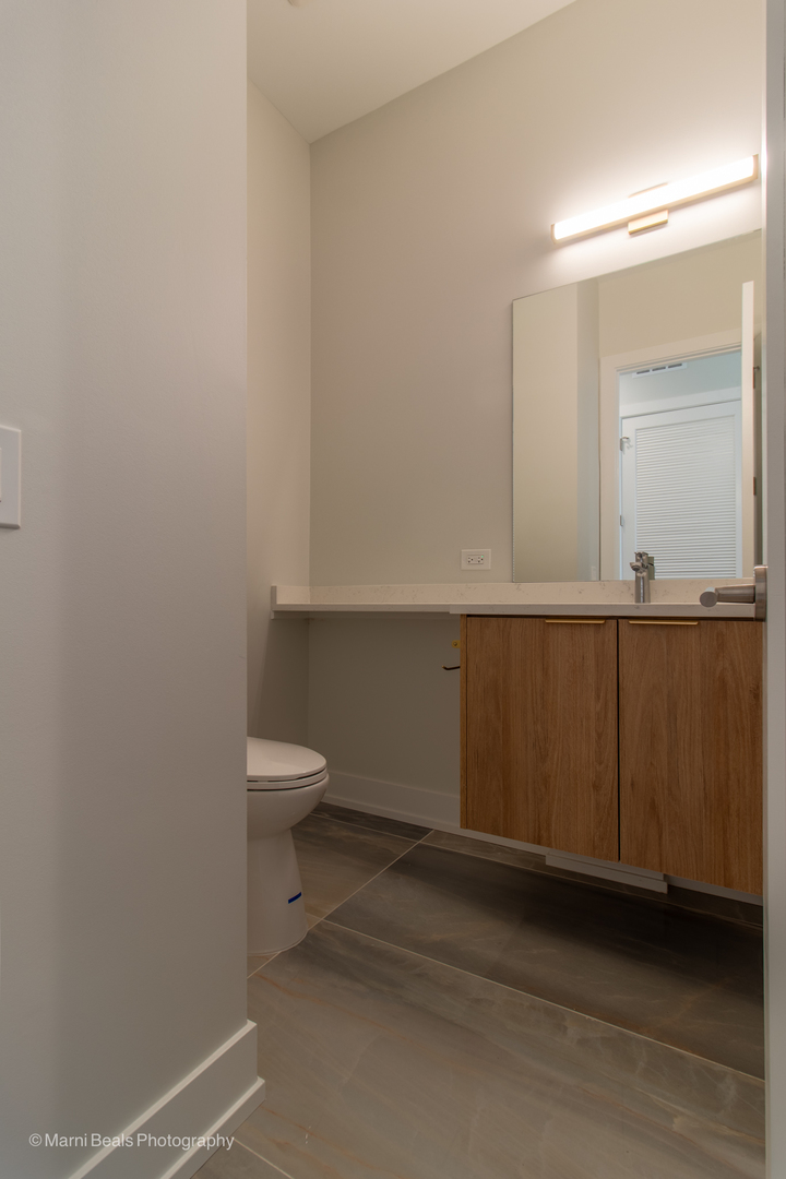 6446 South Rhodes Avenue Chicago, IL 60637 - Photo 9 of 23 Gallery Image 9