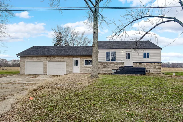 $269,900 | 901 East 850 South, Hamlet, IN 46532