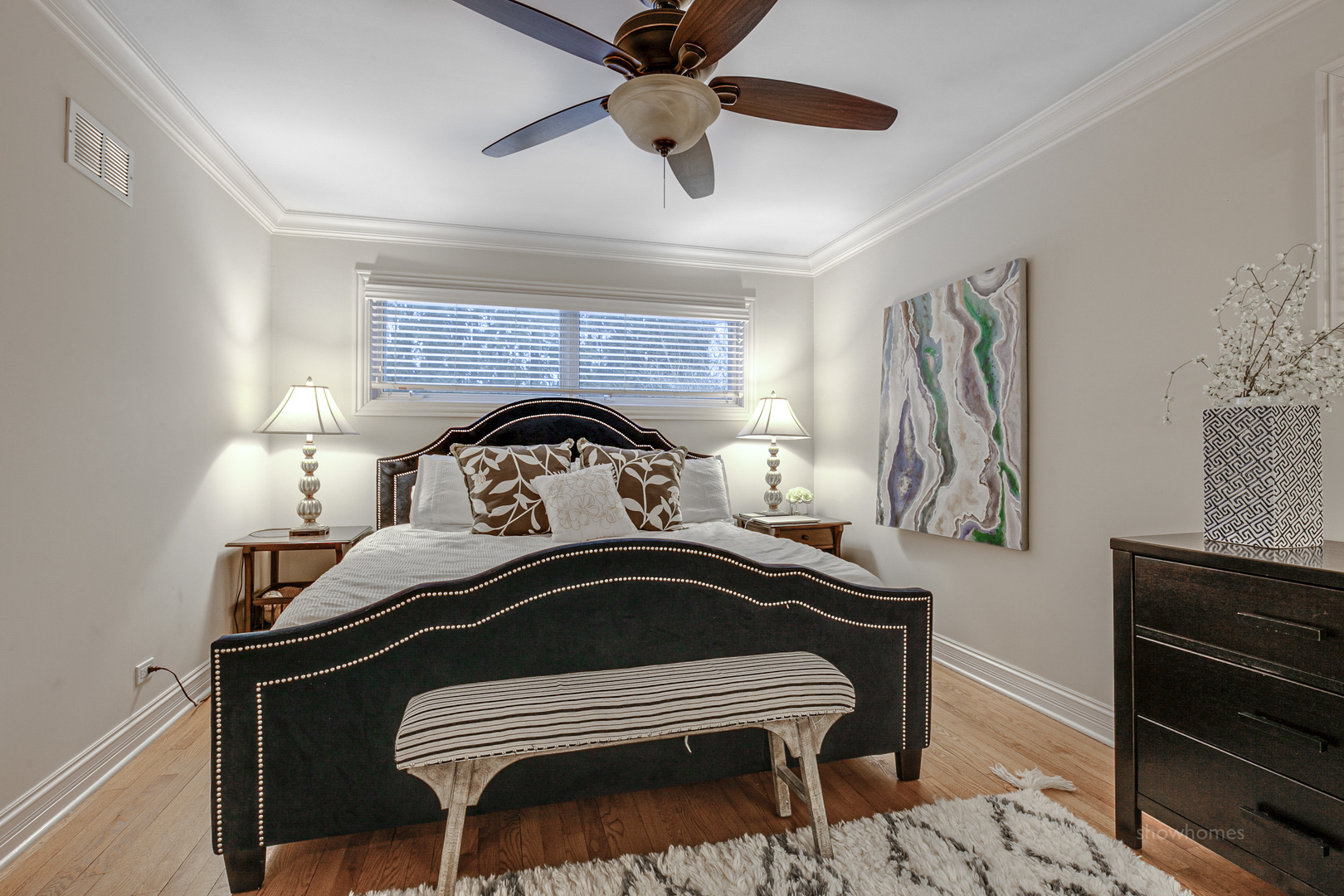 485 East Westleigh Road Lake Forest, IL 60045 - Photo 13 of 22 a bedroom with a bed and a piano