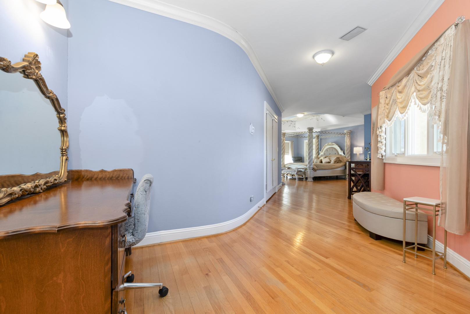 739 Aberdeen Drive Crete, IL 60417 - Photo 21 of 35 a view of a living room and a patio