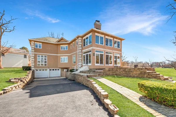 $650,000 | 739 Aberdeen Drive, Crete, IL 60417