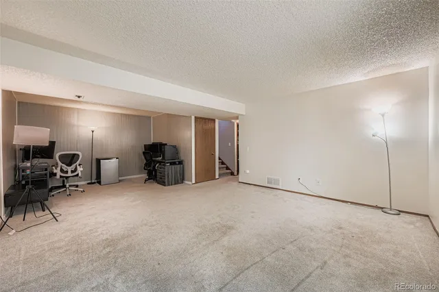 $325,000 | 4155 South Richfield Way, Aurora, CO 80013