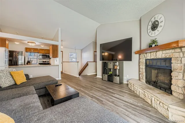 $325,000 | 4155 South Richfield Way, Aurora, CO 80013