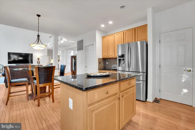 $949,999 | 21439 Kenyon Street, Sterling, VA 20164