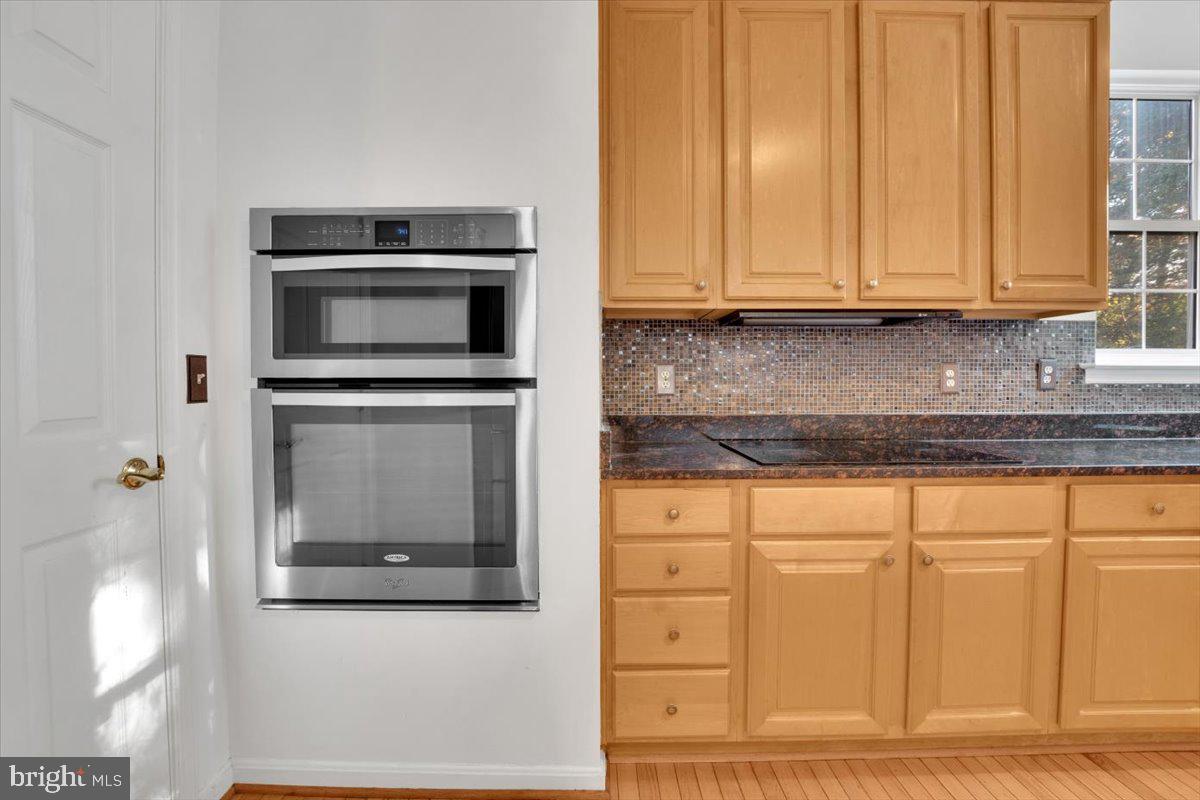 21439 Kenyon Street Sterling, VA 20164 - Photo 14 of 50