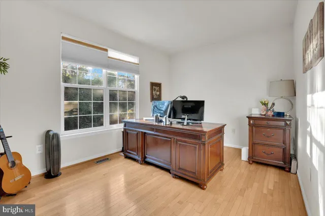 $949,999 | 21439 Kenyon Street, Sterling, VA 20164